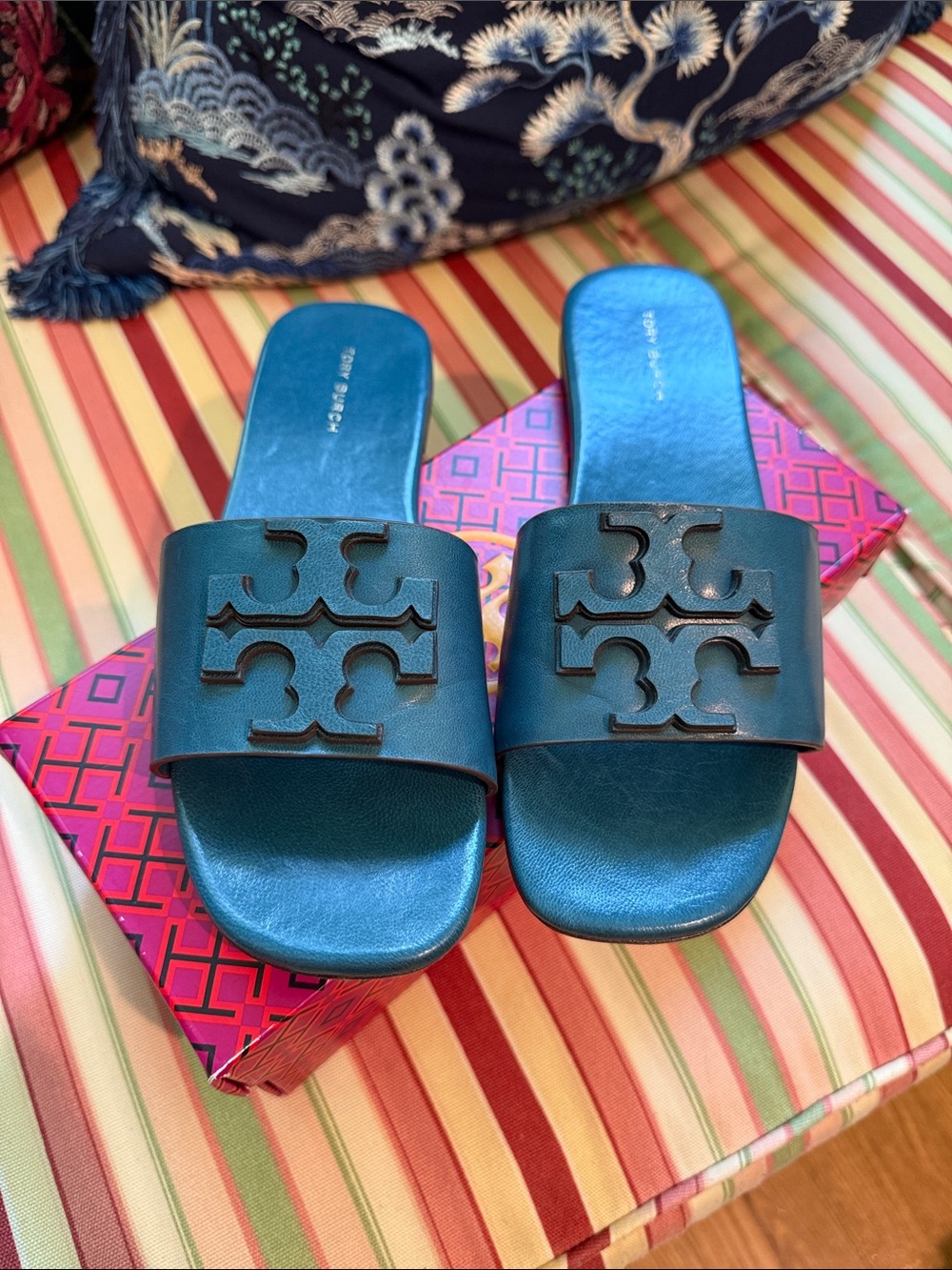 Tory Burch Ines Flat Slide Sandals (LIKE NEW)